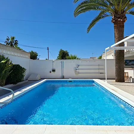 Family Private Pool Large Outdoor Area Pmt40 *