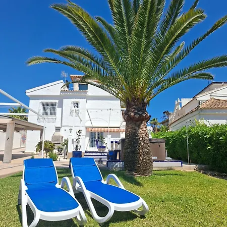 Family Private Pool Large Outdoor Area Pmt40 Villa