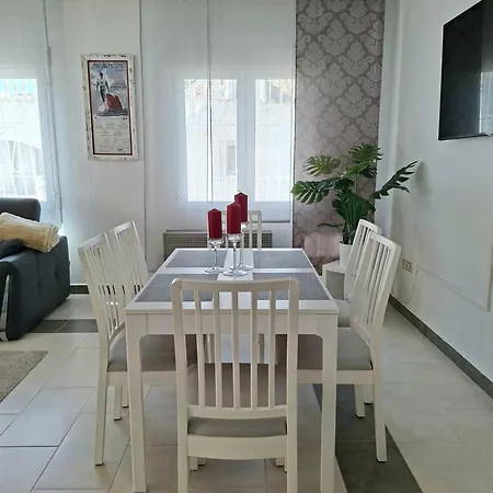 Villa Family Private Pool Large Outdoor Area Pmt40 *